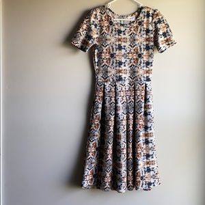 LulaRoe, uniquely designed Knee length dress